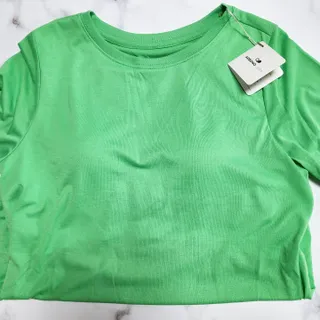 아르보노브라 아르보노 10color 데일리 반팔 노브라티 — 1점을 준 리뷰어가 2022년 5월 올린 사용 사진