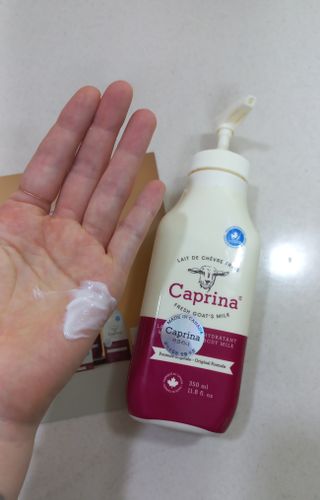 카프리나 산양밀크 모이스춰라이징 바디로션 350ml(오리지널향) — 5점을 준 리뷰어가 2023년 4월 올린 사용 사진