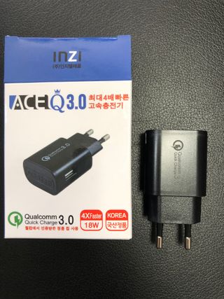 [일렉드림] 세상에서 가장 스마트한 충전거치대 — 5점을 준 리뷰어가 2022년 7월 올린 사용 사진