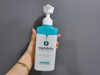 모두발라 마이크로 비타캡슐 탈모샴푸 — 5점을 준 리뷰어가 2021년 12월 올린 사용 사진