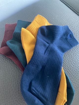 [사이즈가 있는 양말 필로이] 남/여 골지 발목 양말 4족 세트 남【S, M, L, XL】여【S, M, L】_컬러 랜덤 — 5점을 준 리뷰어가 2022년 6월 올린 사용 사진