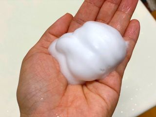 MF프리 [닥터문] 유산균 락토케어 질경초 여성청결제 200ml (폼타입) — 5점을 준 리뷰어가 2022년 7월 올린 사용 사진