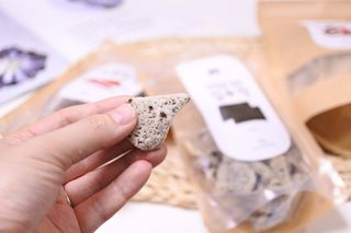 자연을담은모듬부각 — 5점을 준 리뷰어가 2022년 1월 올린 사용 사진