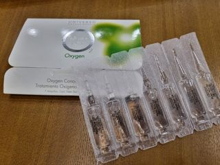 유니베르소 산소앰플 7일 집중케어 앰플 — 5점을 준 리뷰어가 2021년 8월 올린 사용 사진