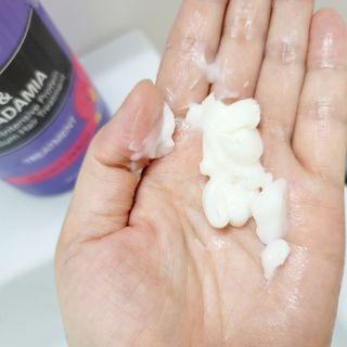 쿤달 [KUNDAL 공식] 프리미엄 헤어 케어 스페셜 세트 샴푸 500ml &amp; 트리트먼트 500ml — 5점을 준 리뷰어가 2021년 3월 올린 사용 사진