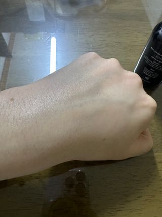 코매료 셀인키 리바이탈 퍼펙트 세럼 2종(천연오일100프로+순수비타민c150,000ppm) — 5점을 준 리뷰어가 2024년 2월 올린 사용 사진
