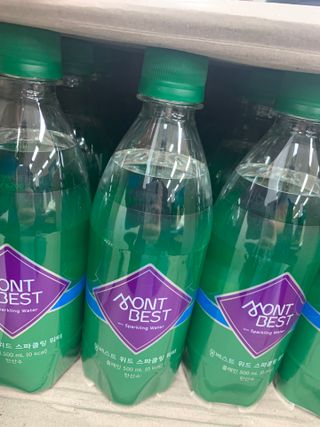 몽베스트 Montbest with Sparkling water Plain 20병 — 5점을 준 리뷰어가 2021년 11월 올린 사용 사진