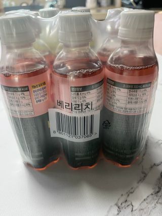 더그레잇티 콤부차 [매일유업] 더그레잇티 44kcal 콤부차 300ml *12개입 (오리지널 6개+베리리치 6개) — 5점을 준 리뷰어가 2023년 8월 올린 사용 사진