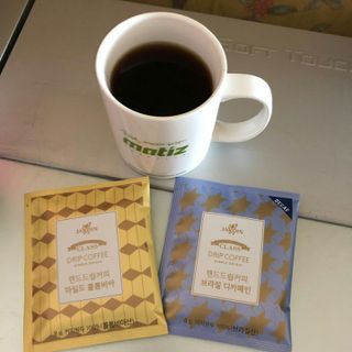 (주)쟈뎅 쟈뎅 클래스 핸드 드립 커피 10P 2종_디카페인 1종+랜덤 플레이버 1종 — 5점을 준 리뷰어가 2021년 4월 올린 사용 사진