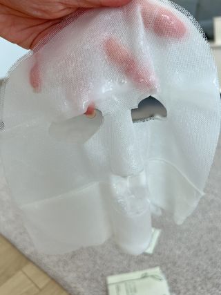 태그스킨 4스텝 주름개선 피부미백 영양 마스크팩 3개 세트(최신버전) — 5점을 준 리뷰어가 2022년 5월 올린 사용 사진