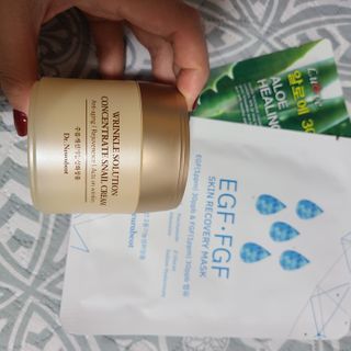 Dr.느루벗 느루벗 링클 솔루션 콘센트레이트 스네일 탄력 달팽이 크림 80g — 5점을 준 리뷰어가 2021년 2월 올린 사용 사진