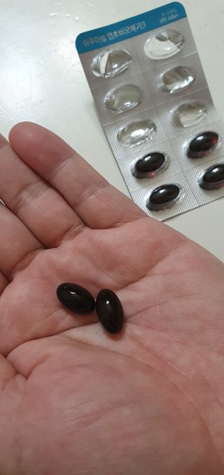 메디포스트 모비타 아쿠아셀 엔초비오메가3 60캡슐 — 5점을 준 리뷰어가 2022년 12월 올린 사용 사진