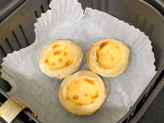 디앙뜨 포르투갈 에그타르트 오리지널 맛+패션후르츠+초콜릿타르트 맛 중 택1 — 5점을 준 리뷰어가 2021년 8월 올린 사용 사진