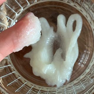 닥터시드 페퍼민트 앤 레몬 비건 비듬케어 쿨 탈모 두피 스크럽 샴푸 — 5점을 준 리뷰어가 2024년 7월 올린 사용 사진