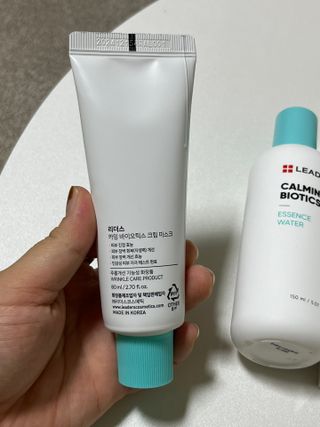 리더스코스메틱 리더스 카밍 바이오틱스 #1등 진정 기획세트 [에센스 워터150ml + 크림 마스크80ml] — 5점을 준 리뷰어가 2022년 10월 올린 사용 사진