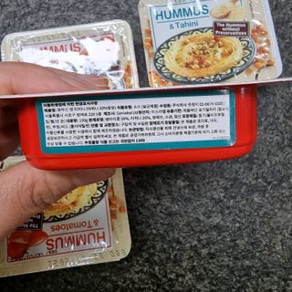 [유픽]간편하게 즐기는 고단백 상온보관 후무스 2종, 총 4개 토마토맛/타히니맛[올리브맛 제외] — 3점을 준 리뷰어가 2021년 2월 올린 사용 사진