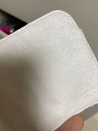 디어엘로디 프리미엄 유기농 유아 솜티슈 40매 3Pack +60매 1Pack 혼합형 — 5점을 준 리뷰어가 2021년 4월 올린 사용 사진