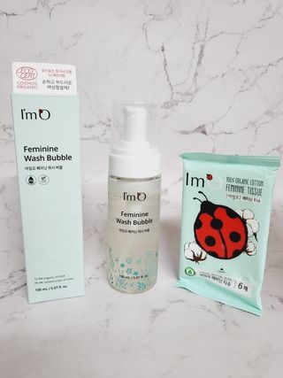 아임오 페미닌워시 150ML + 페미닌티슈6입 + 아임오스티커 + 쿠폰북 — 5점을 준 리뷰어가 2021년 10월 올린 사용 사진