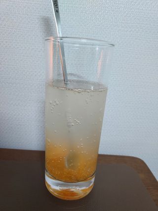 몽베스트 Montbest with Sparkling water Plain 20병 — 5점을 준 리뷰어가 2021년 11월 올린 사용 사진