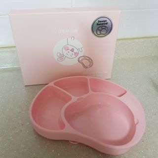 유비맘 캐릭터 실리콘 흡착 식판_색상 랜덤발송 — 5점을 준 리뷰어가 2020년 12월 올린 사용 사진