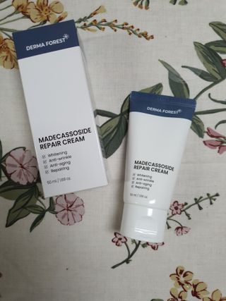 더마포레스트 마데카소사이드 리페어 크림 / 캐비아추출물 병풀추출물 시카케어 미백 주름개선 — 5점을 준 리뷰어가 2021년 7월 올린 사용 사진