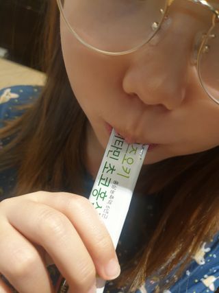 [이뮤니티플러스]우리아이 면역오키, 건강오키 _ 키즈오키 비타민초코홍삼 10포 1box — 5점을 준 리뷰어가 2022년 2월 올린 사용 사진