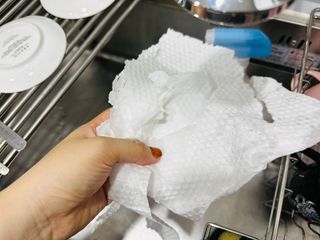 부직포나라 중금속유해물질ZERO 뜯어쓰는 주방 일회용수세미 60매 2매 — 4점을 준 리뷰어가 2022년 10월 올린 사용 사진