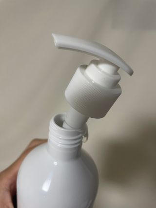 아미니 아크네 퓨어카밍 바디워시 500ml — 5점을 준 리뷰어가 2021년 7월 올린 사용 사진