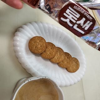롯데제과 롯샌 카페크런치 — 5점을 준 리뷰어가 2021년 10월 올린 사용 사진