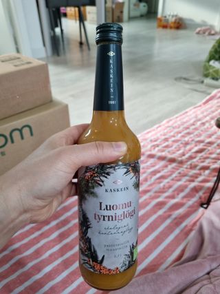 H365 [Kaskein Luomutyrniglögi] 핀란드 전통 무알콜 멀드와인 시벅톤 글로기 — 4점을 준 리뷰어가 2021년 5월 올린 사용 사진