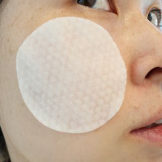 오투에니원 화이트 스완 갈락토미세스 비타민 C 필링 패드 60매 — 5점을 준 리뷰어가 2022년 12월 올린 사용 사진