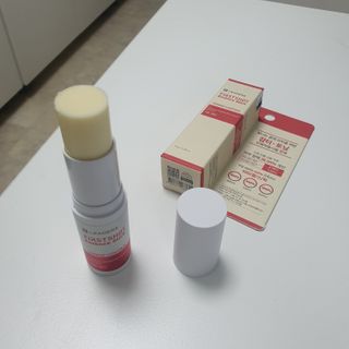 리더스코스메틱 리더스 퍼스트 샷 에센스 스틱 2종 — 3점을 준 리뷰어가 2022년 4월 올린 사용 사진