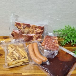 [테이스티나인] [레디잇x부루마불] 부어스트 바베큐 플래터 1000g — 5점을 준 리뷰어가 2022년 4월 올린 사용 사진