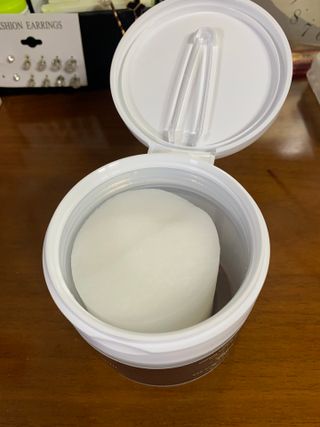 산다화 비타민씨 화이트닝 토너 패드 — 5점을 준 리뷰어가 2023년 9월 올린 사용 사진