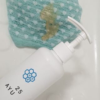 AYU25[아유트웬티파이브]피부 진정, 보습 와일즈 로즈 바디워시 — 5점을 준 리뷰어가 2021년 3월 올린 사용 사진