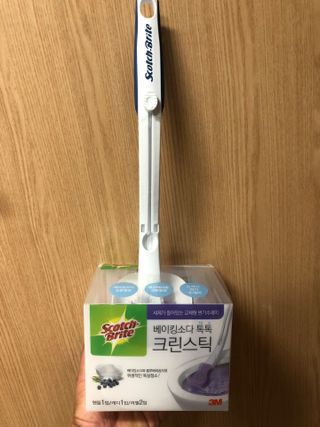 3M 스카치브라이트 크린스틱 베이킹소다 핸들 + 리필 2입 + 캐디 — 5점을 준 리뷰어가 2023년 5월 올린 사용 사진