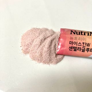 뉴트리미 마이스킨W 센텔라글루타치온C콜라겐 28포 — 5점을 준 리뷰어가 2023년 2월 올린 사용 사진