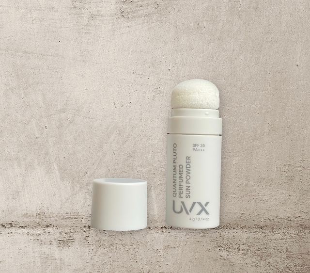 UVX 퀀텀 플루토 퍼퓸 선 파우더 리뷰 사진
