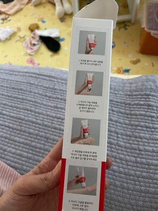 건강누리인터내셔날 큐어레스트 스포츠 마사지 닥터페인 바디 핫 롤링 볼 크림(100ml) — 4점을 준 리뷰어가 2022년 3월 올린 사용 사진