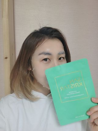 약손명가코스메틱 산 크리스타 퍼밍 설퍼 마스크팩 28g10ea — 5점을 준 리뷰어가 2022년 3월 올린 사용 사진