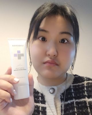 바노바기 코스메틱 바노바기 밀크씨슬 리페어 시카 선스크린 플러스 50ml — 5점을 준 리뷰어가 2023년 2월 올린 사용 사진