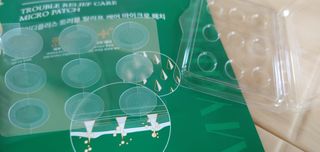 마이디플러스 트러블 릴리프 케어 마이크로 패치 1박스 2매 — 5점을 준 리뷰어가 2021년 11월 올린 사용 사진