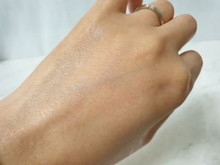 체르엠 스템앤셀 비타민 브라이트닝 에센스 30ml 1개 — 5점을 준 리뷰어가 2021년 11월 올린 사용 사진