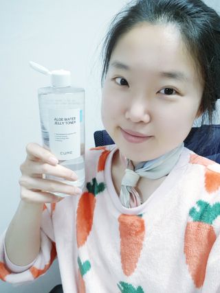 김정문알로에 큐어 큐어 알로에 워터 젤리 토너 500ml — 5점을 준 리뷰어가 2021년 4월 올린 사용 사진