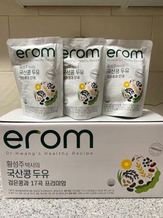 이롬 황성주 박사의 국산콩 두유 검은콩과 17곡 프리미엄 — 5점을 준 리뷰어가 2021년 5월 올린 사용 사진