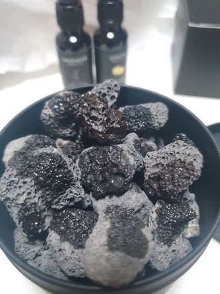 [코코도르] 스톤 에센셜 디퓨저 세트 (틴케이스+스톤+에센셜오일 20ml*2ea) — 5점을 준 리뷰어가 2024년 8월 올린 사용 사진