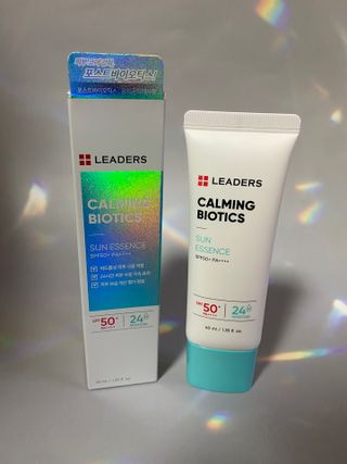 리더스코스메틱 리더스 카밍 바이오틱스 선 에센스 SPF 50+ PA++++ — 5점을 준 리뷰어가 2022년 5월 올린 사용 사진