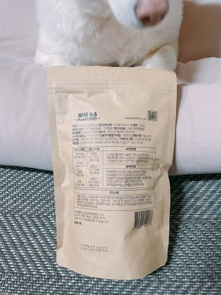 [보헤리] 국내산 강아지 육포간식 바삭 64 2종 — 5점을 준 리뷰어가 2022년 4월 올린 사용 사진