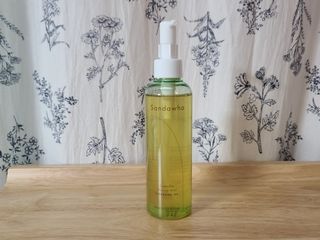 스킨큐어 산다화 순한 클렌징 동백 오일 200ml — 5점을 준 리뷰어가 2023년 5월 올린 사용 사진