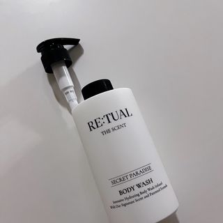 레츄얼 더 센트 바디워시 시크릿 파라다이스(500ml) — 5점을 준 리뷰어가 2022년 6월 올린 사용 사진